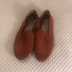 Dolce Vita suede slides